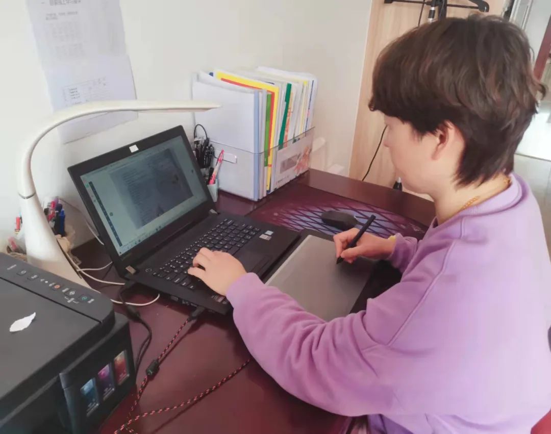 煙臺(tái)芝罘中學(xué):攜手云端,待到春花爛漫時(shí)(圖37) 煙臺(tái)芝罘中學(xué):攜手云端,待到春花爛漫時(shí)(圖37)