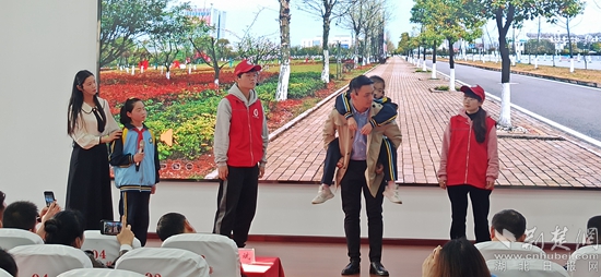 大冶市東風路學校怎么樣?踐行“愛與奉獻”(圖1) 大冶市東風路學校怎么樣?踐行“愛與奉獻”(圖1)