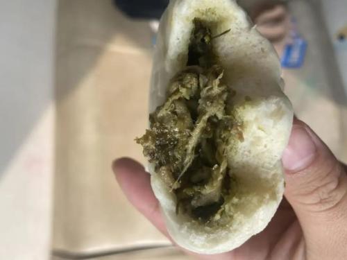 正大食品被曝包子里吃出抹布用钱公关顾客 多次因食物质量不达标被罚