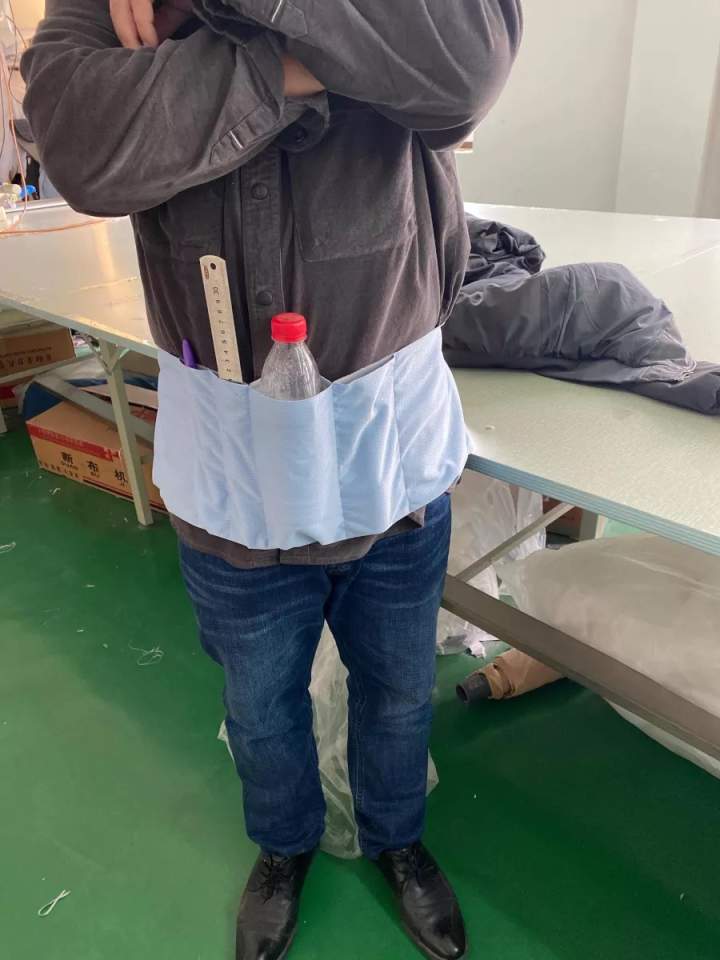 嘉興南湖國際實驗學校設(shè)計了一款腰袋(圖2) 嘉興南湖國際實驗學校設(shè)計了一款腰袋(圖2)