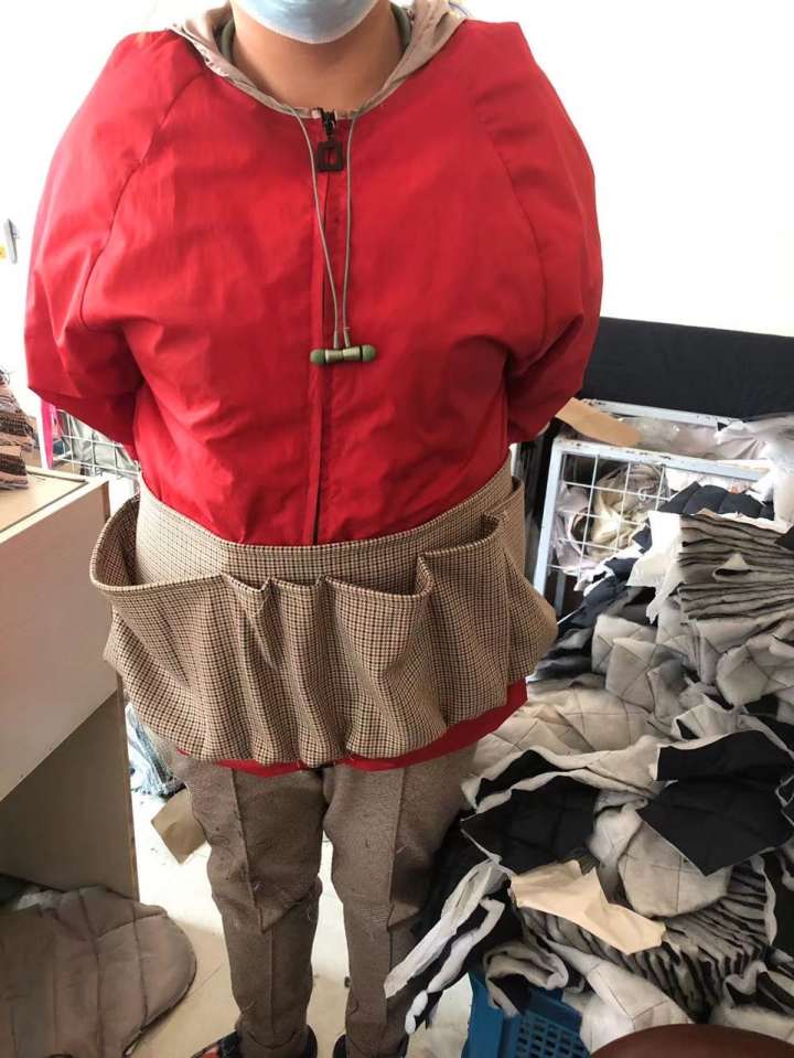 嘉興南湖國際實驗學校設(shè)計了一款腰袋(圖4) 嘉興南湖國際實驗學校設(shè)計了一款腰袋(圖4)