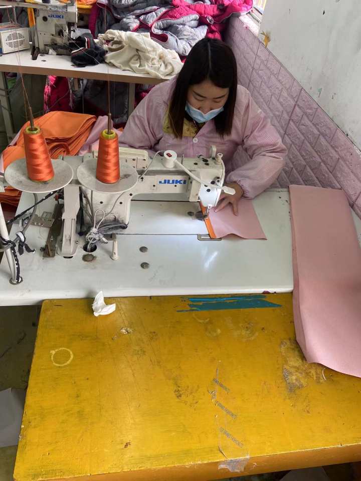 嘉興南湖國際實驗學校設(shè)計了一款腰袋(圖9) 嘉興南湖國際實驗學校設(shè)計了一款腰袋(圖9)