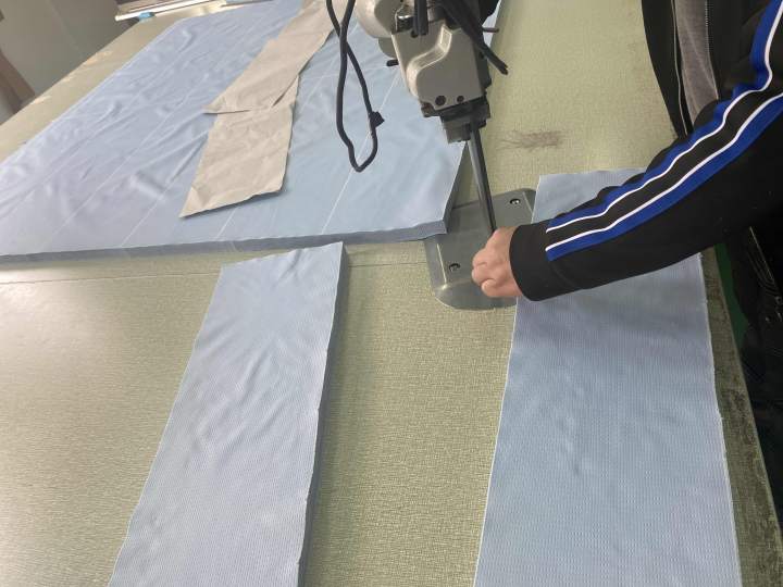 嘉興南湖國際實驗學校設(shè)計了一款腰袋(圖11) 嘉興南湖國際實驗學校設(shè)計了一款腰袋(圖11)