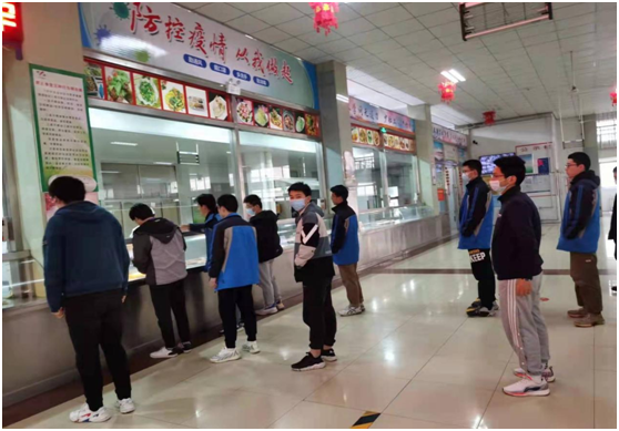 包顿水饺，加个鸡腿，打场篮球！来看我市高三“热腾腾”的校园生活