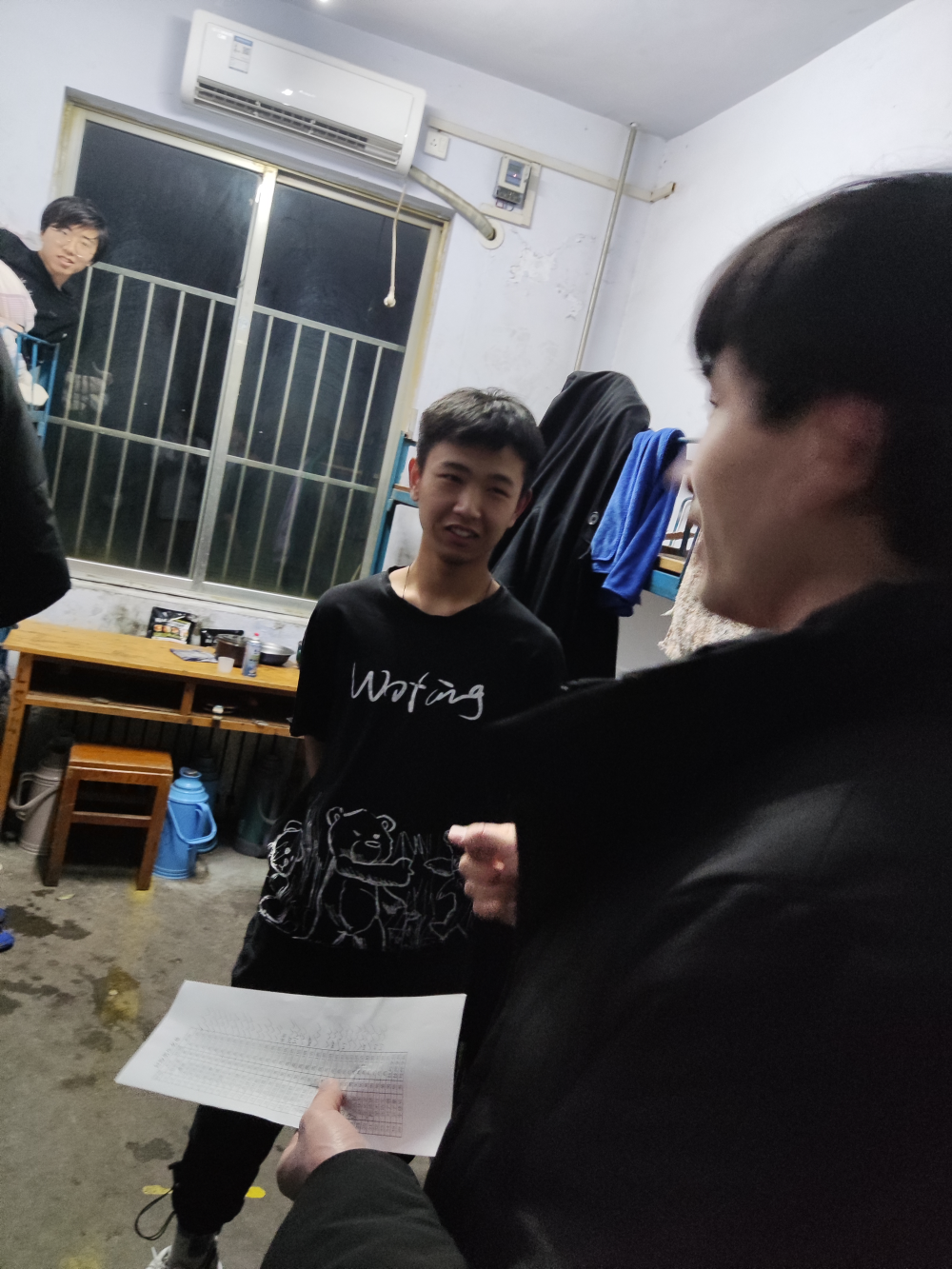 包顿水饺，加个鸡腿，打场篮球！来看我市高三“热腾腾”的校园生活