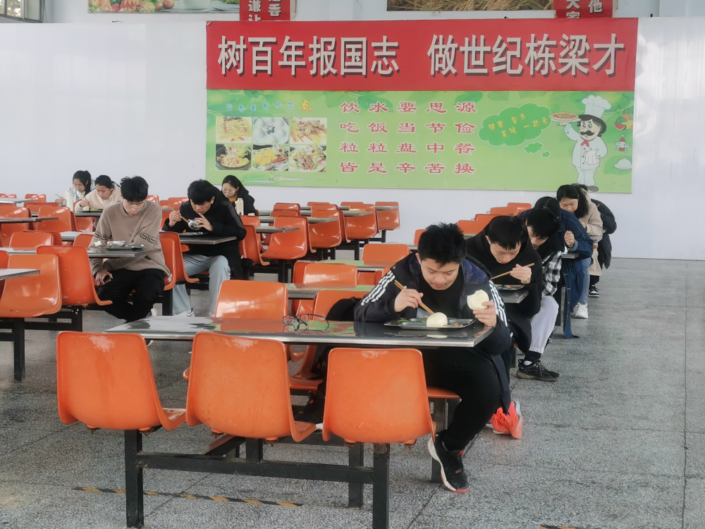 包顿水饺，加个鸡腿，打场篮球！来看我市高三“热腾腾”的校园生活