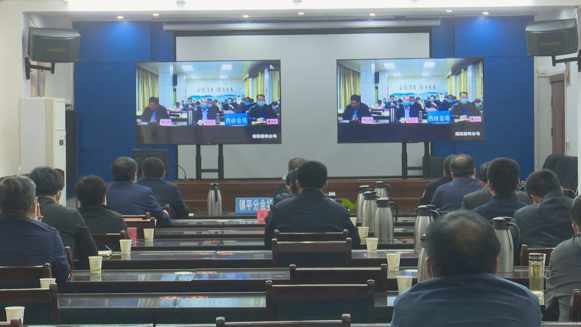 我县组织收听收看全市校园安全工作会