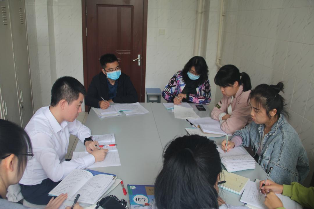 T2QjPsY3ICf18B.jpg