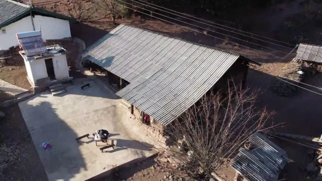 “猴爷”的山水十六年