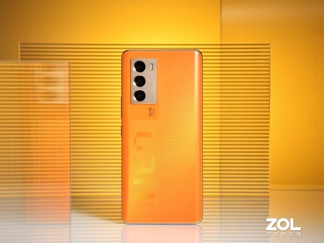 跌进两千块 这四款骁龙888手机个个都是真香