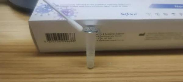 抗原自测拭子要喷过酒精才能用？大可不必