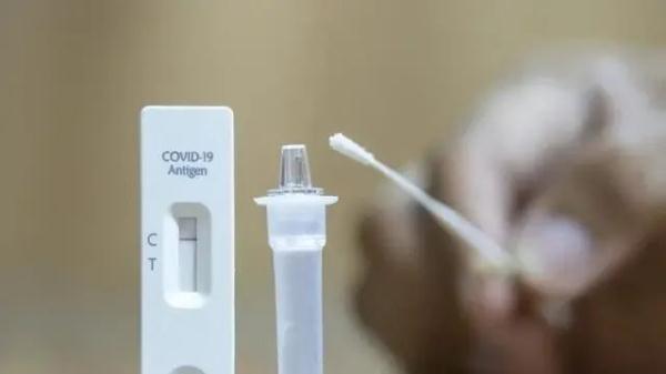 抗原自测拭子要喷过酒精才能用？大可不必