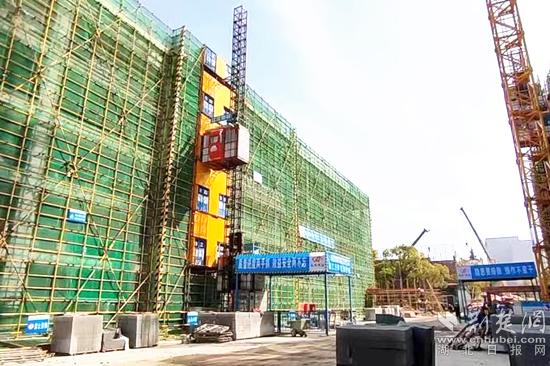 黃州區(qū)齊安學(xué)校快馬加鞭趕進(jìn)度,力保在(圖4) 黃州區(qū)齊安學(xué)校快馬加鞭趕進(jìn)度,力保在(圖4)