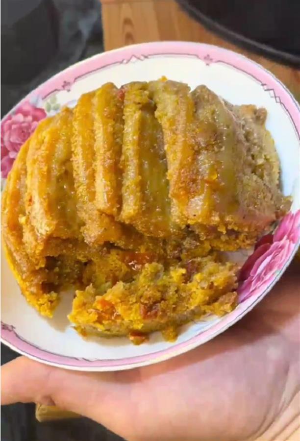 法院回应女子卖熟肉被举报三无产品(卖150碗熟肉三无产品被罚案引发社会关注)