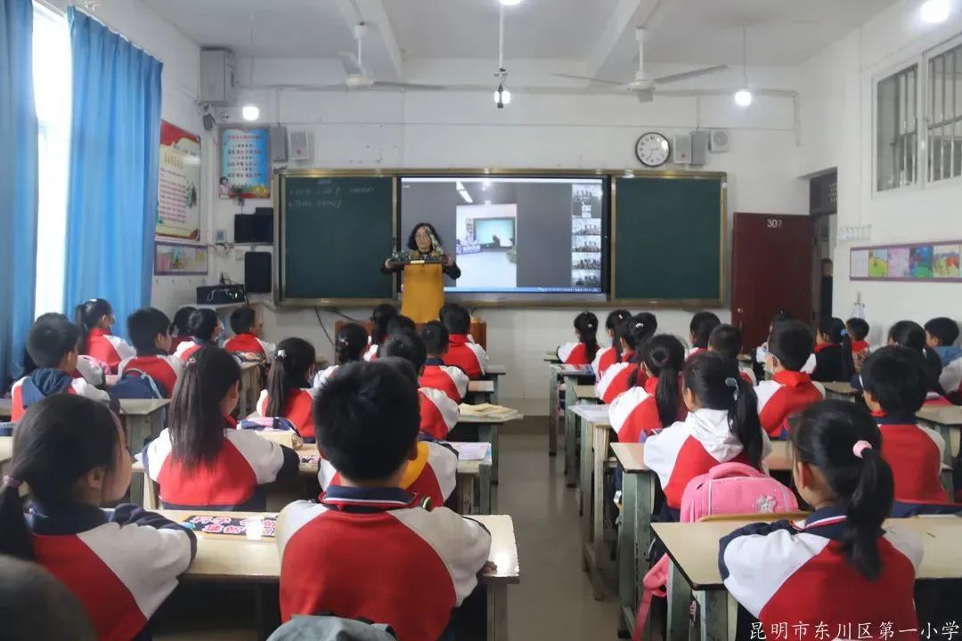 东川区第一小学的“太空旅行”太酷了(图3)