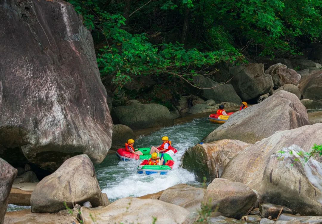 峡谷的风光与浪漫,等你来发现