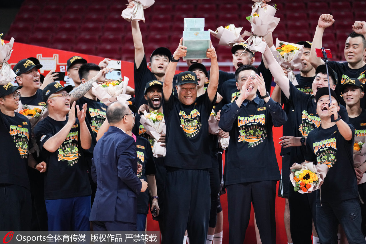 cba2019冠军是哪个队(辽宁男篮CBA总冠军！4-0横扫广厦，赵继伟拿下FMVP)