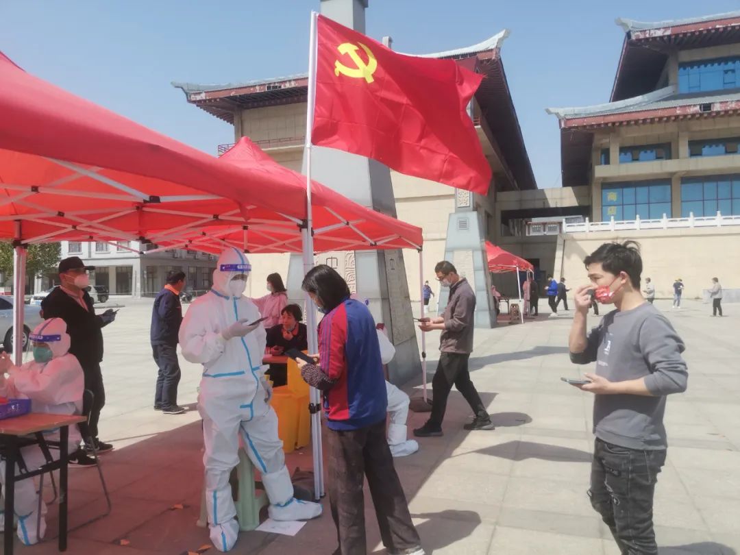济南新材料产业园区：党旗飘扬在“疫”线，众志成城“战”疫情