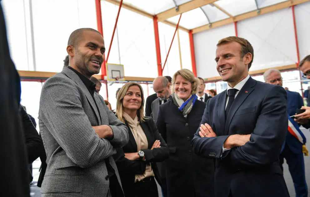 tonyparker(前NBA球星出任法国体育部长？小马哥可能更希望找同班同学...)