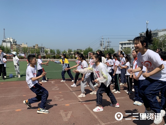 汉滨区南门小学趣味运动会绚烂多彩(图10)