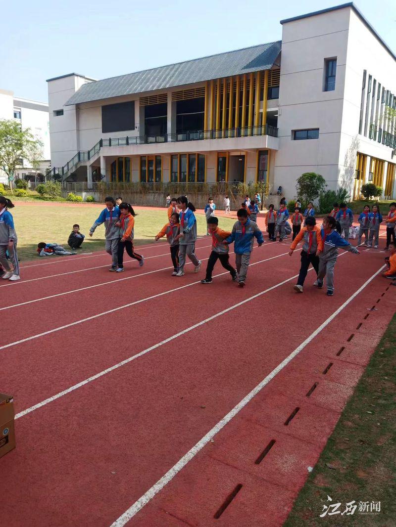 宜春第一小学与袁州区竹亭中心小学开展了(图2)