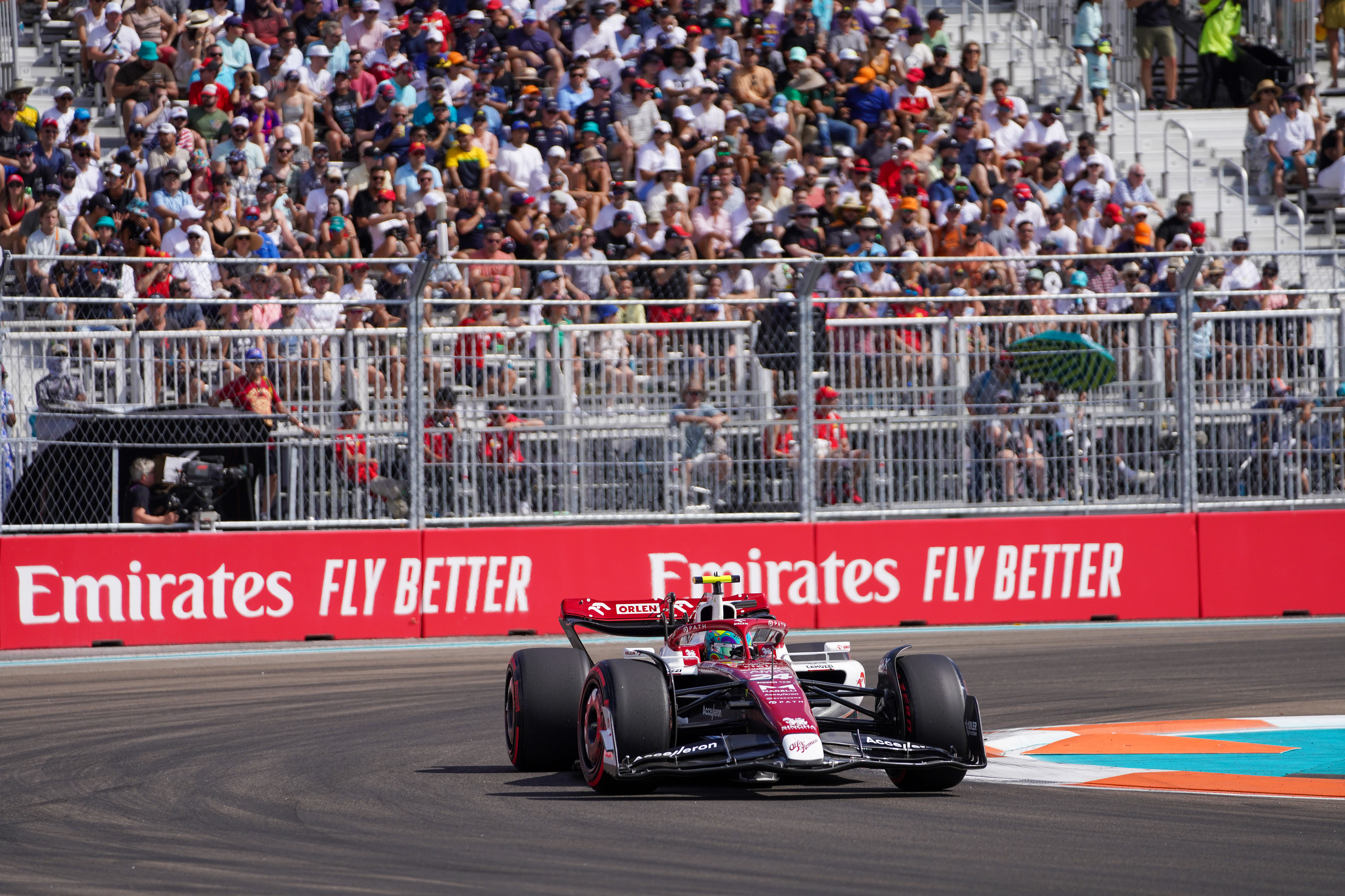 消除孤独感 最好的方式就是让自己更加强大——专访中国首位F1车手周冠宇