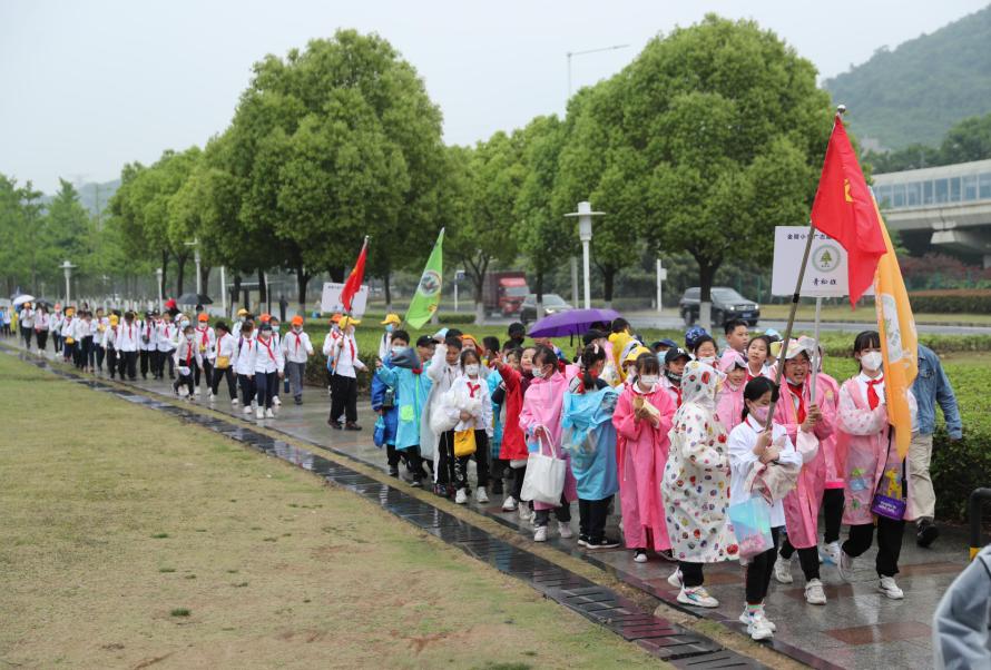 南京金陵小学广志路校区举行十岁成长礼(图9)