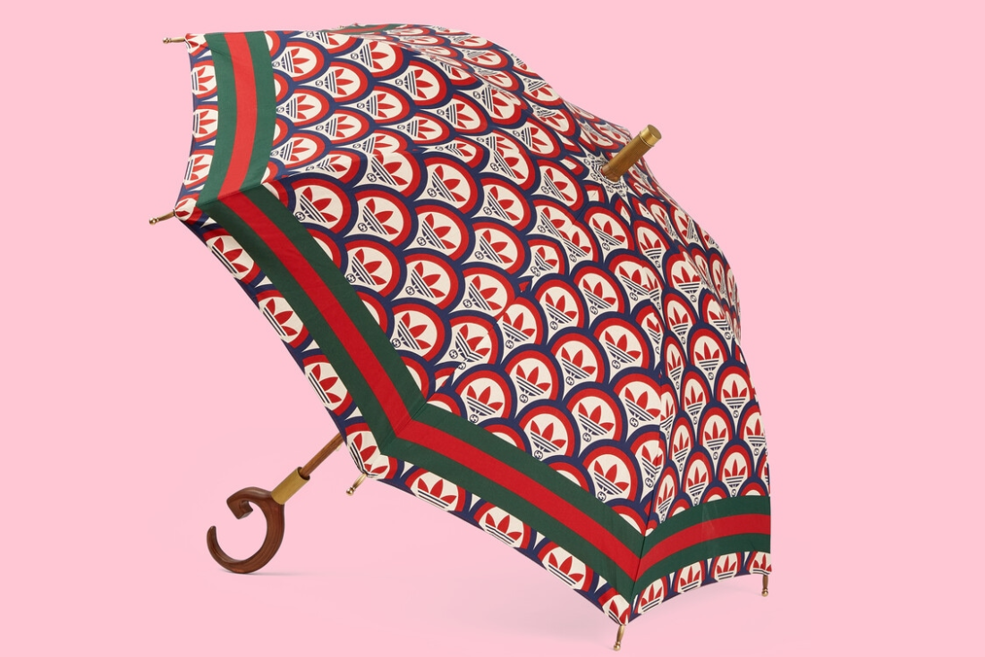 Gucci万元&ldquo;雨伞&rdquo;不防水？盘点那些奇葩的奢侈品：一副麻将49万
