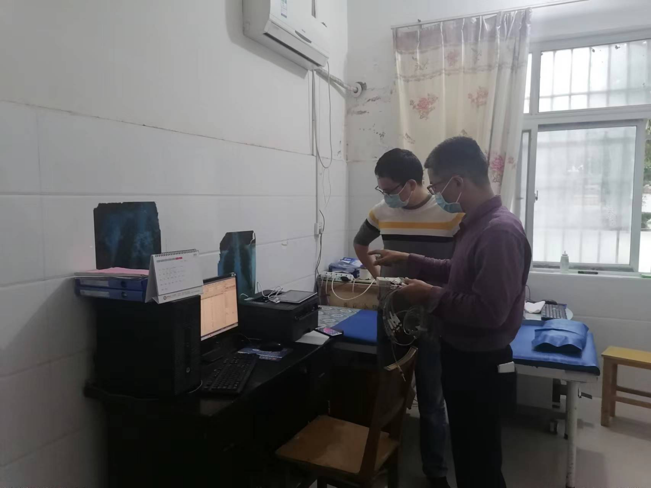 南阳市中心医院到卢医镇卫生院开展“医联体”帮建活动