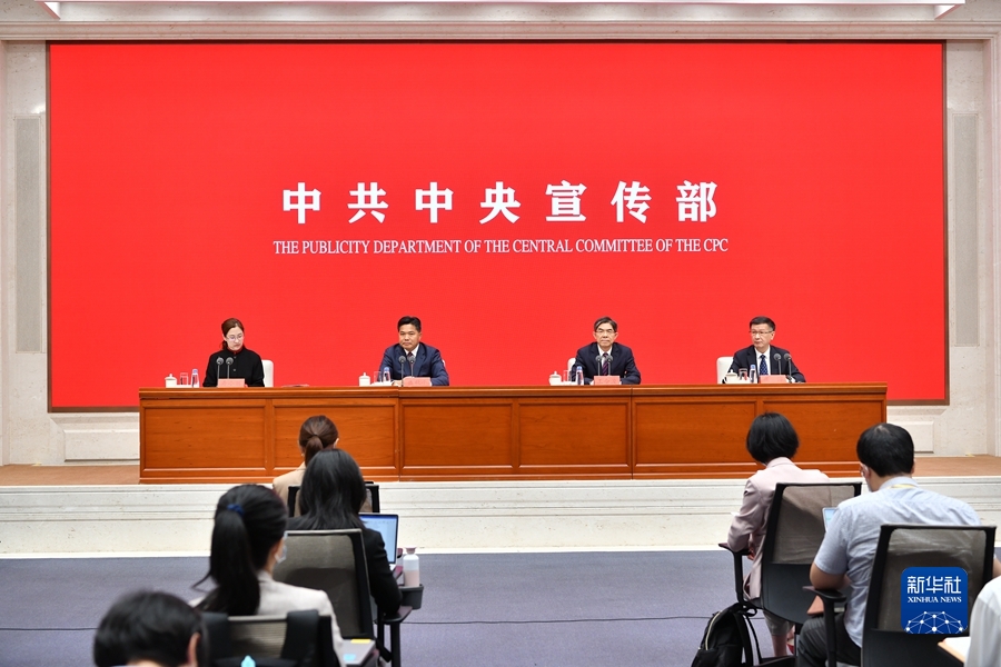 实现更高水平开放和更高质量发展——“中国这十年”系列主题新闻发布会聚焦“打通内外贸，构建双循环”