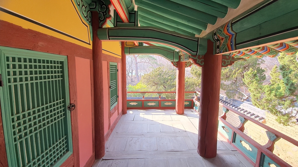 韩国把450年前儒家书楼封为“宝物”屋顶刻有“乾隆”