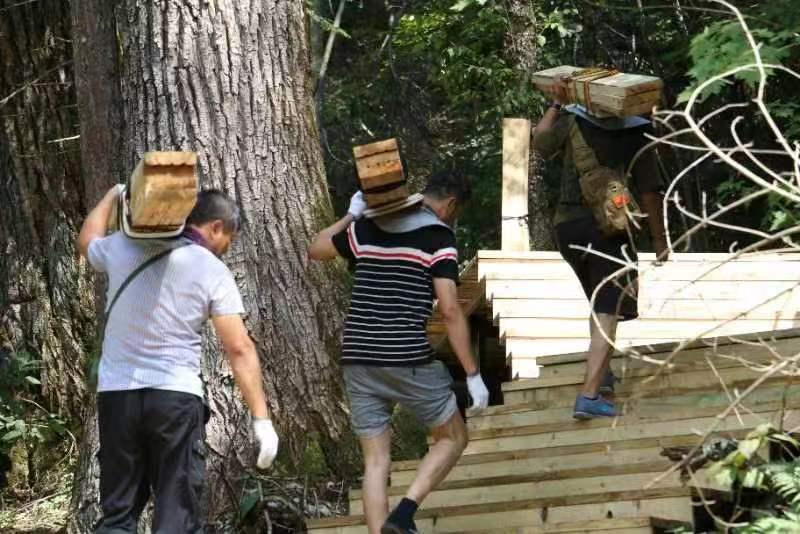 103天，600壯士扛起一座山的希望