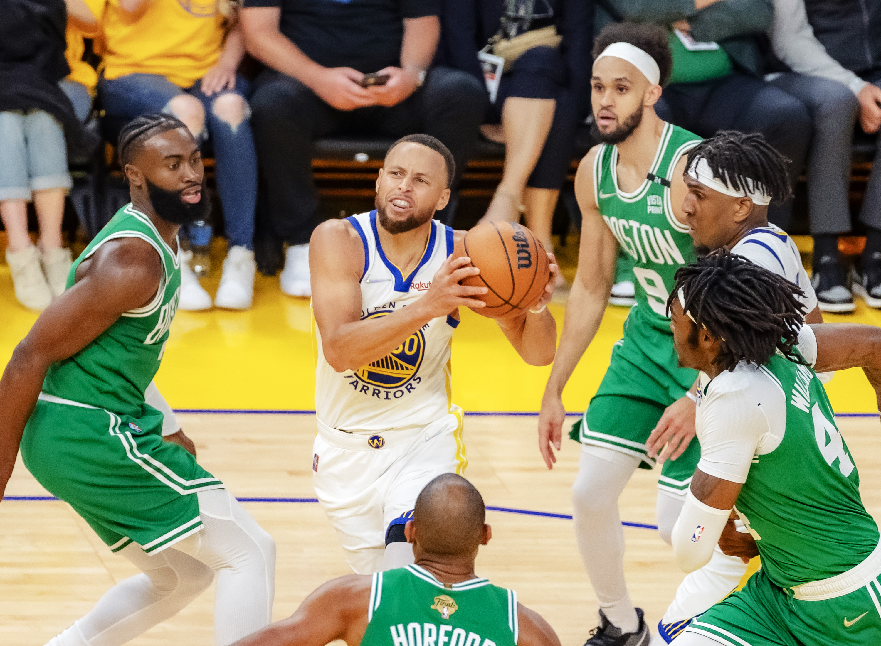 nba2019年总冠军(库里首获NBA总决赛MVP，达成生涯荣誉大满贯)