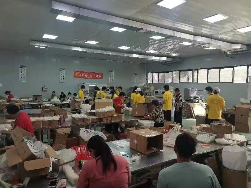 镇平县卢医镇：南阳理工学子走进卢医，开展暑假实践活动