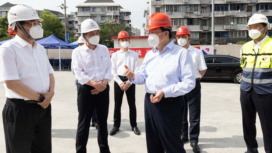 龚正调研这些工地：全力发挥投资关键性作用，适度超前开展基础设施投资