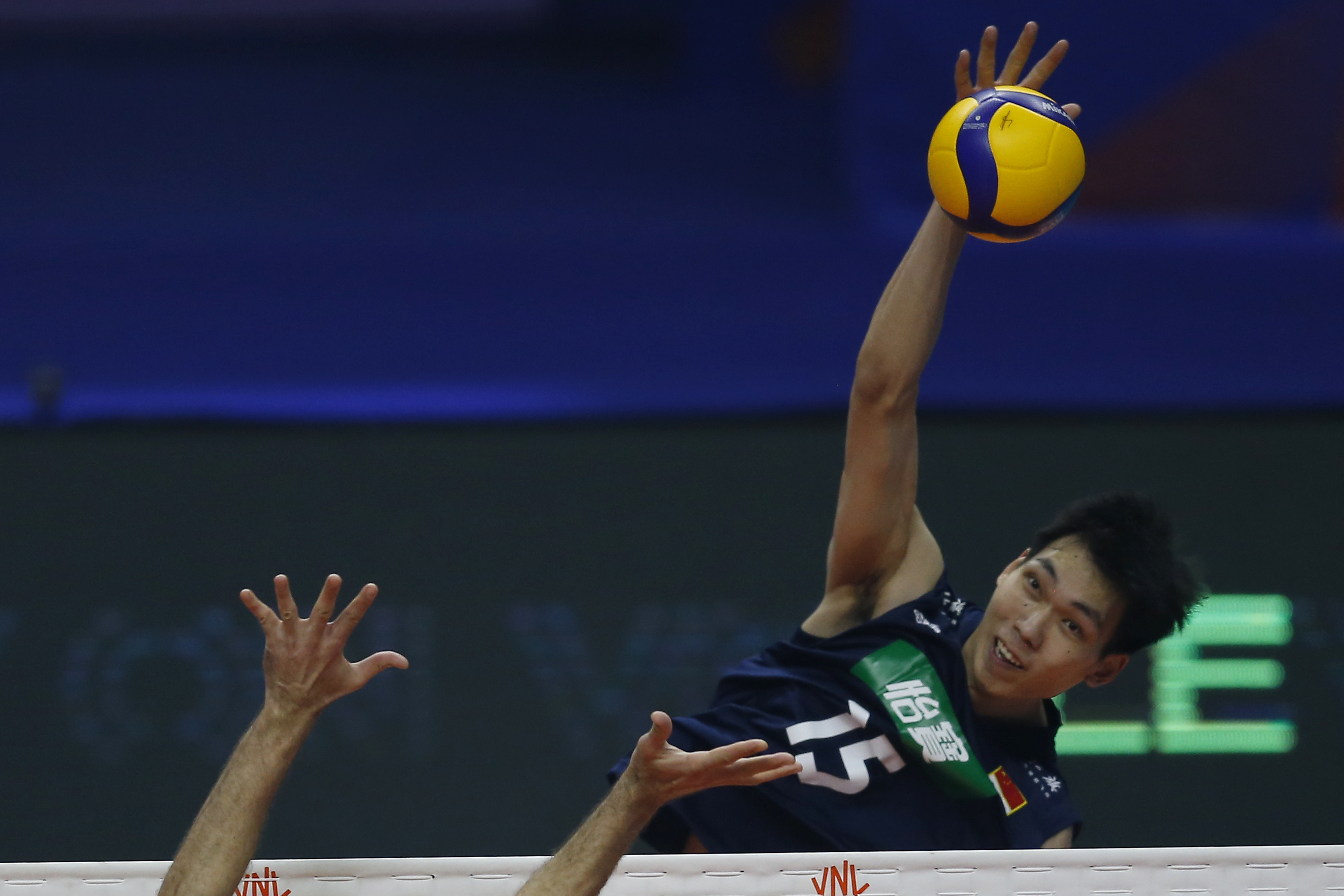 （体育）排球——世界男排联赛巴西站：中国胜巴西(2)