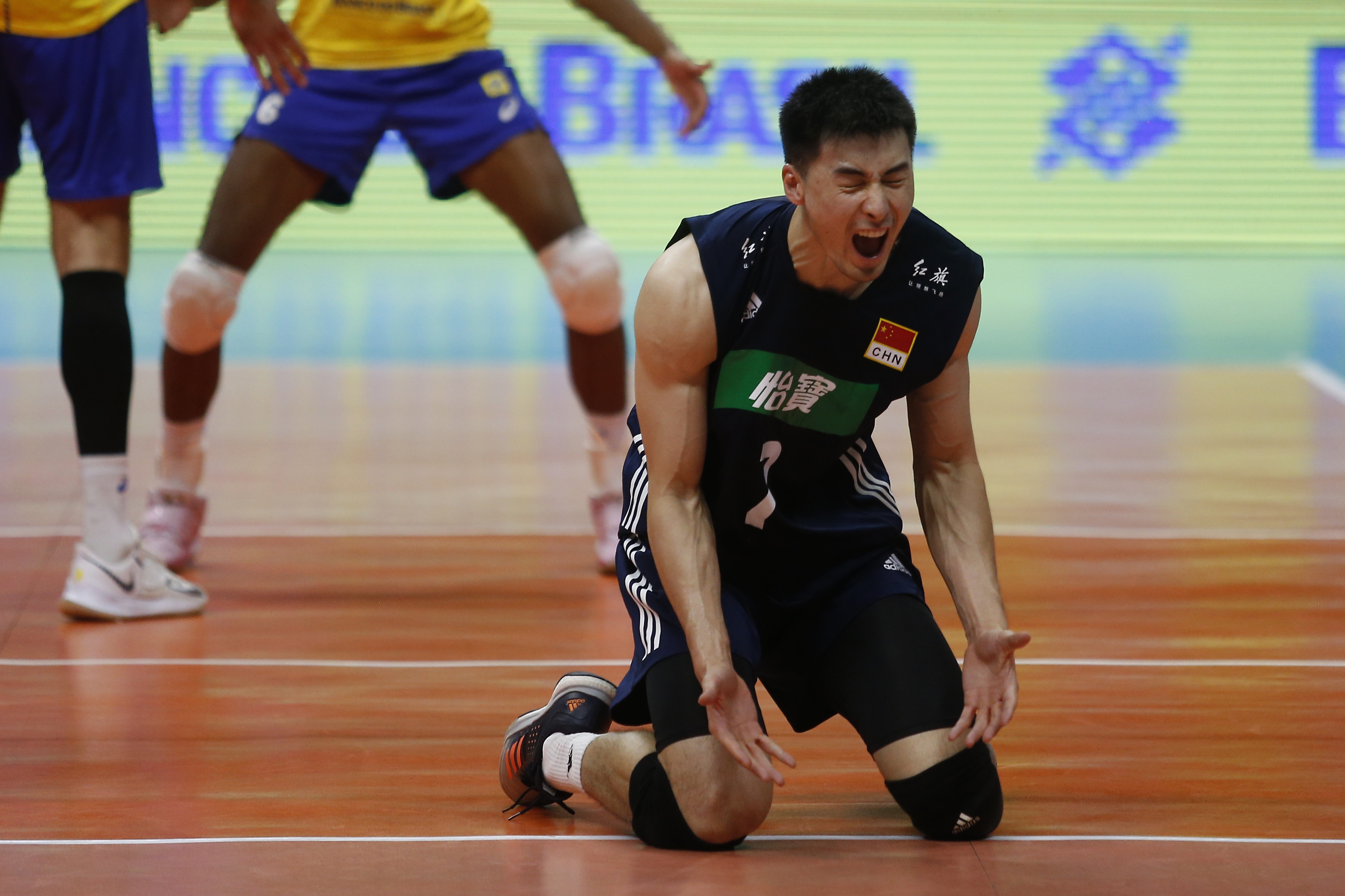 （体育）排球——世界男排联赛巴西站：中国胜巴西(2)