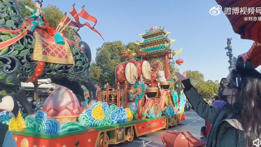 看了刘亦菲的豪宅，才明白她为什么活成了别人最羡慕的样子