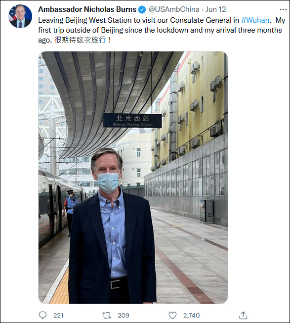 פʹ˸ǰ人зʣ˺š̾