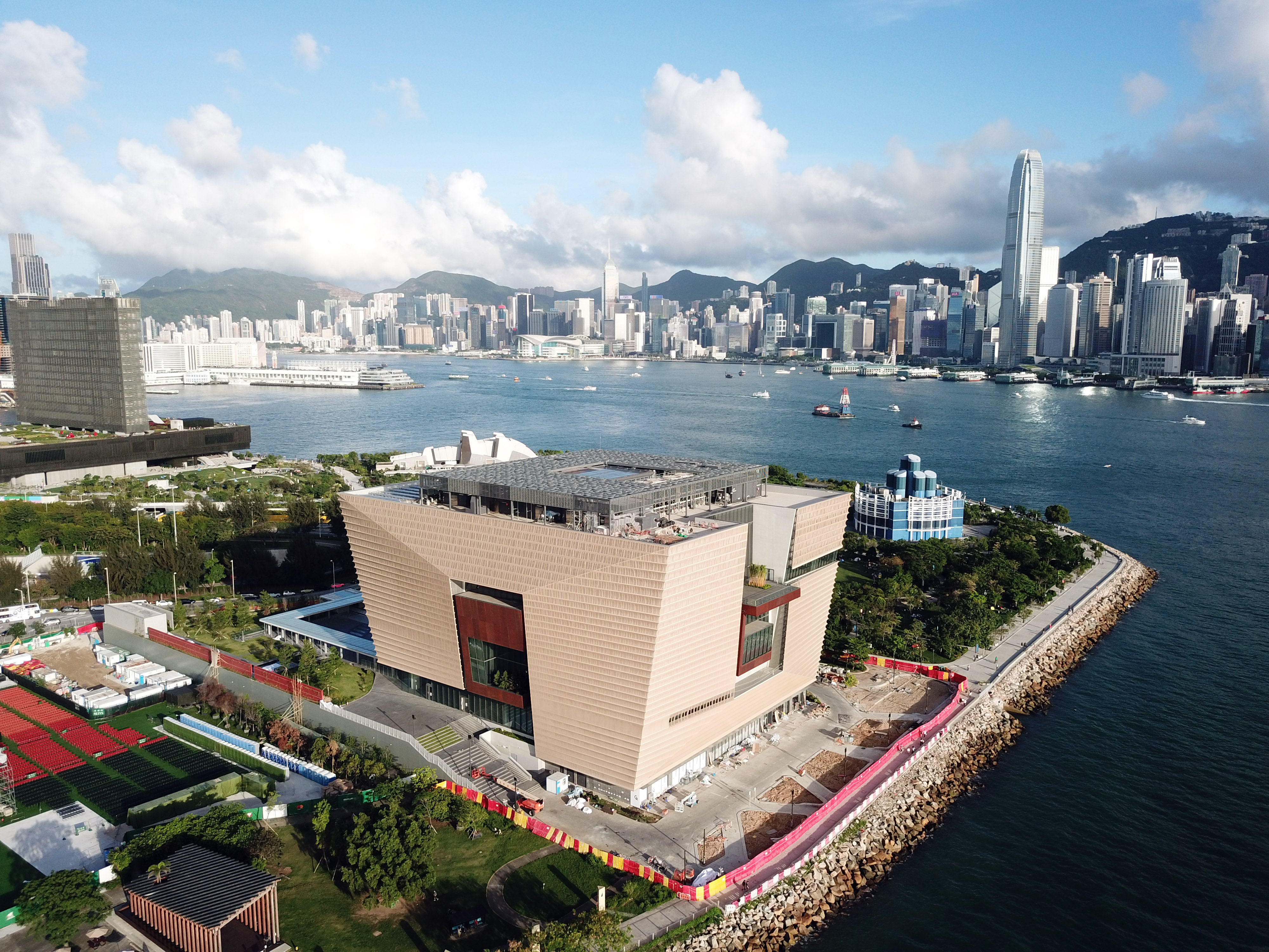 香港回归祖国25周年｜根在祖国，同心同行——香港同胞的家国情怀