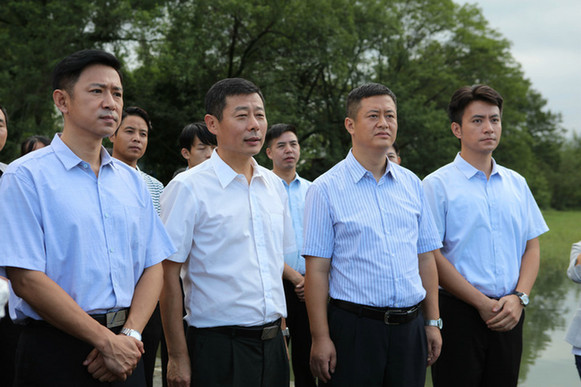 《春风又绿江南岸》完美收官“温暖现实主义”精品剧记录时代新风