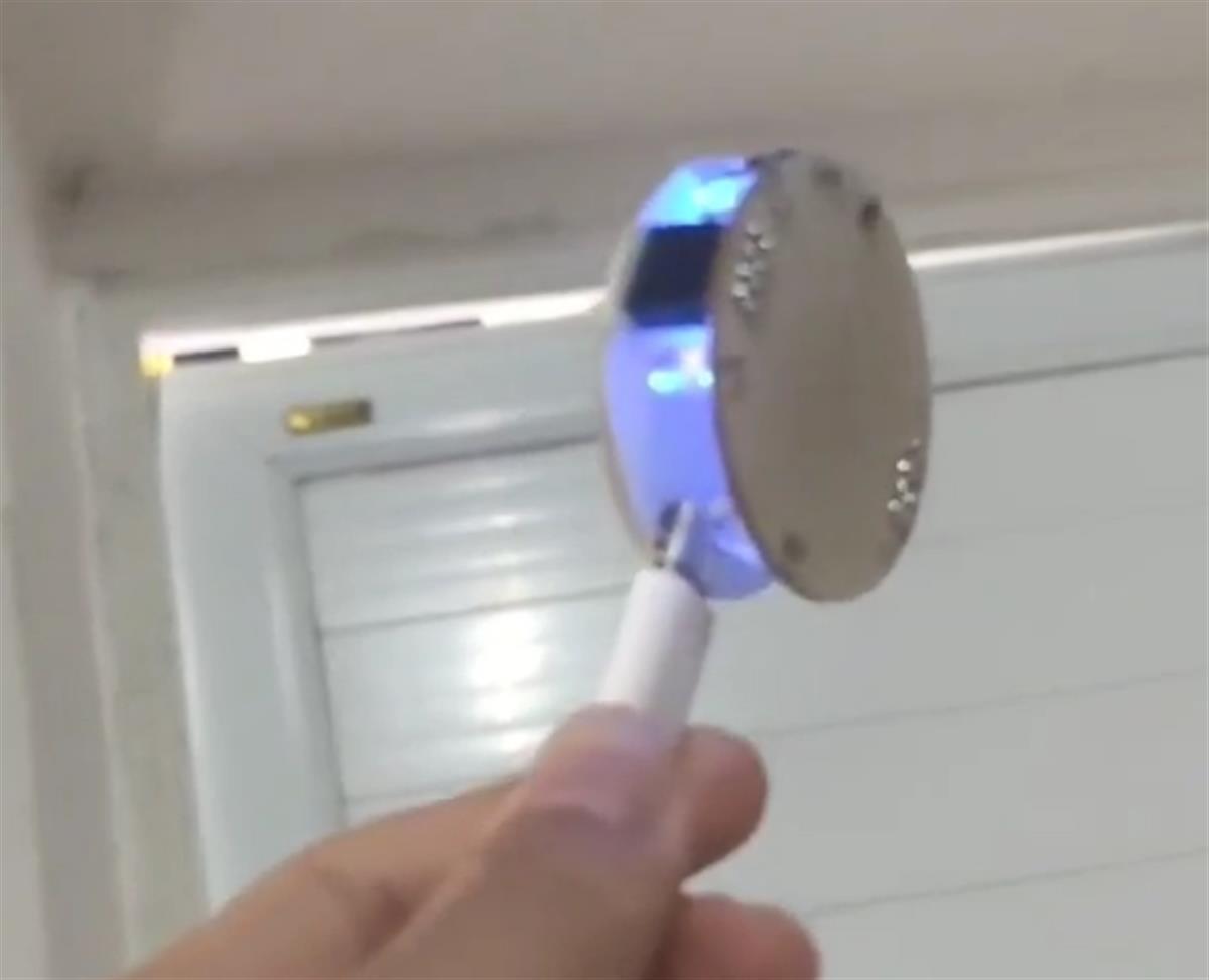 大二男生花15元自制遥控器，可远程开闭空调