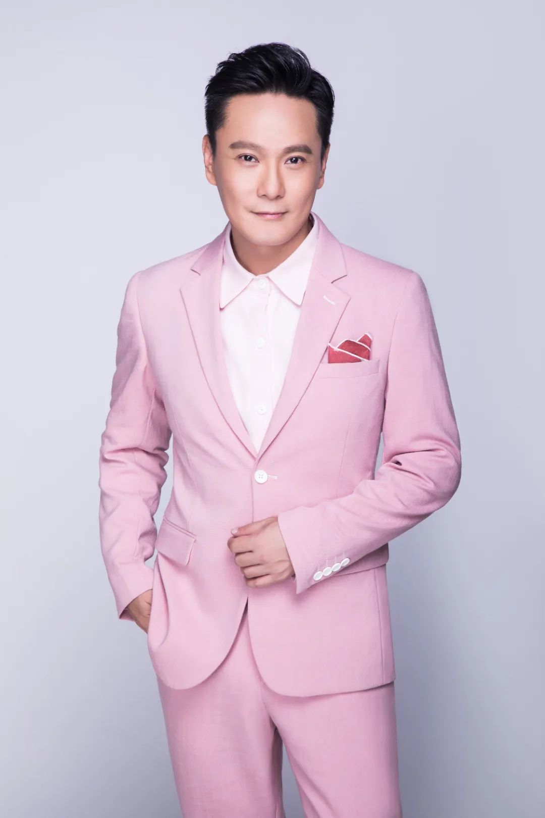 定了！张信哲、方锦龙、梦然......助阵龙南市第五届旅游文化节开幕式暨撤县设市两周年晚会！