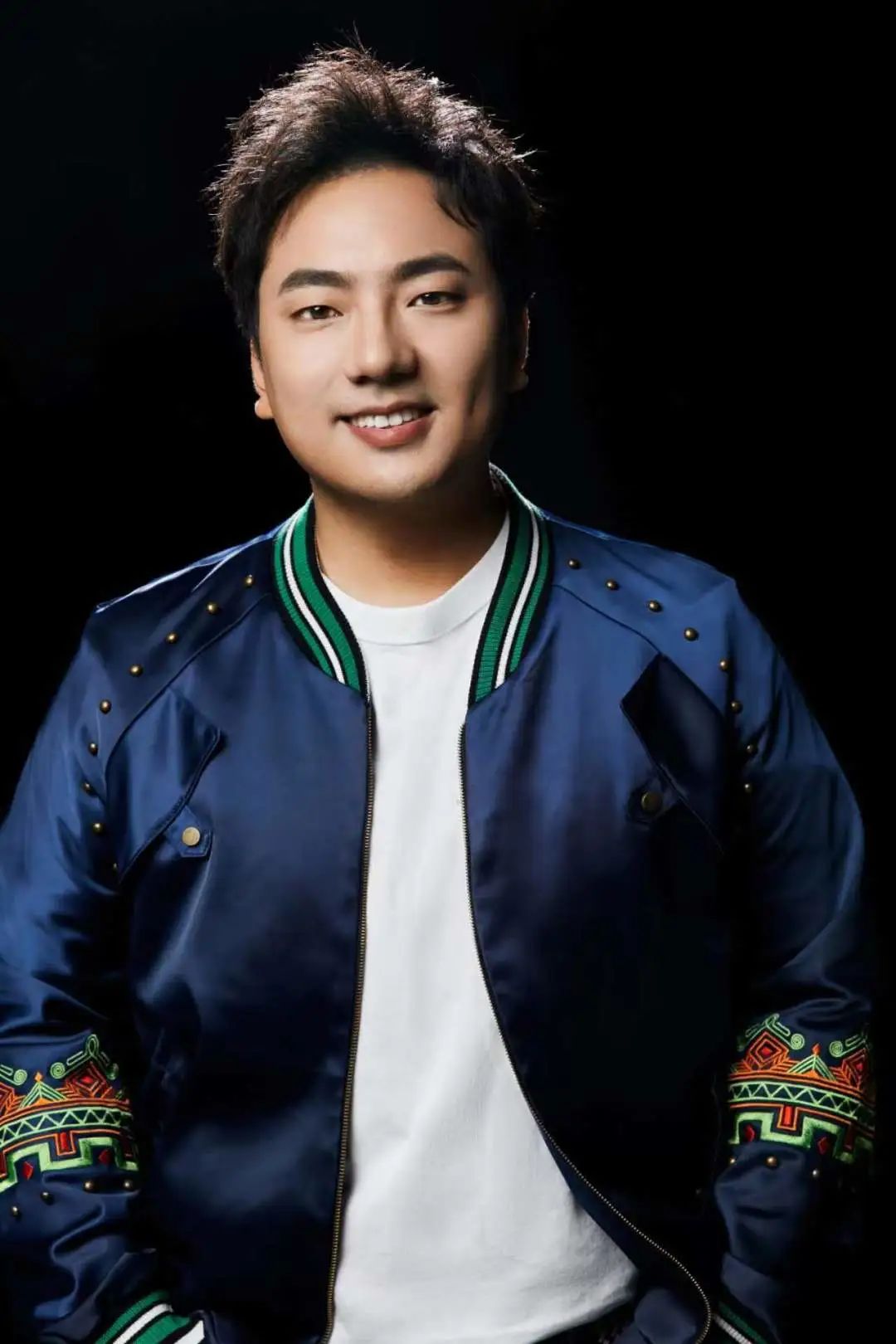 定了！张信哲、方锦龙、梦然......助阵龙南市第五届旅游文化节开幕式暨撤县设市两周年晚会！