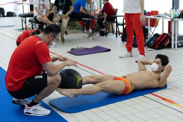 伦敦奥运会篮球比赛(“浪里白条”打响巴黎奥运周期第一枪，中国游泳不再惦念孙杨冲击全新目标)