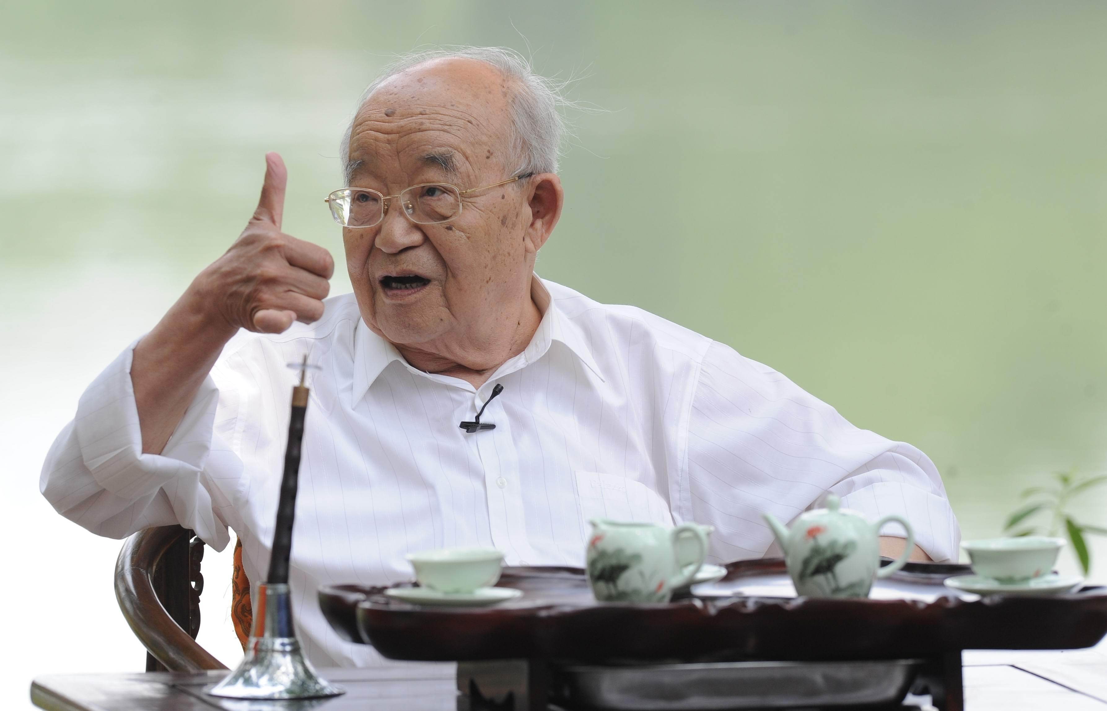 蔡国庆追忆乔羽：《让我们荡起双桨》是写给每一代孩子的