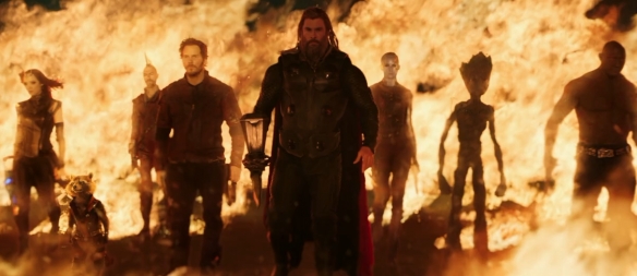 《雷神4》60秒新预告！索尔携银河护卫队大战屠神者