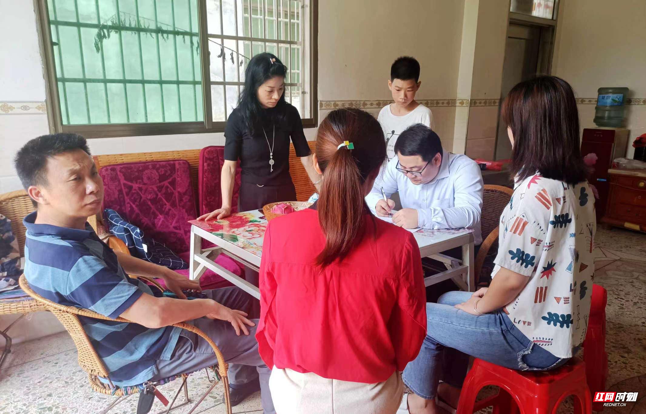 嘉禾石橋鋪中學(xué)：“走”出感情“訪”出實效(圖1)