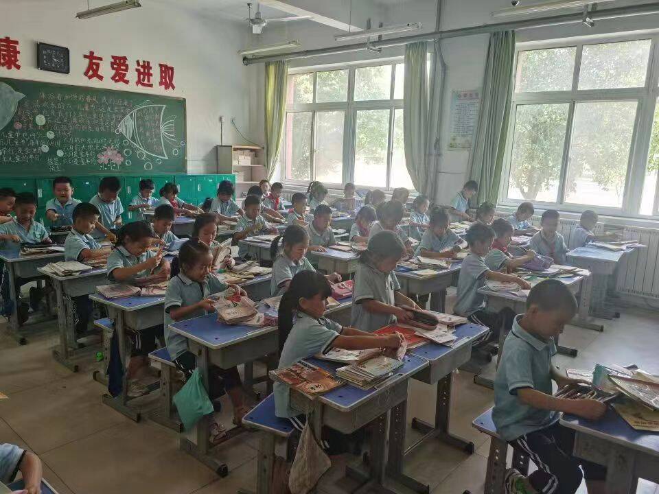 广饶县大王镇中心小学一年级劳动技能大赛(图1)