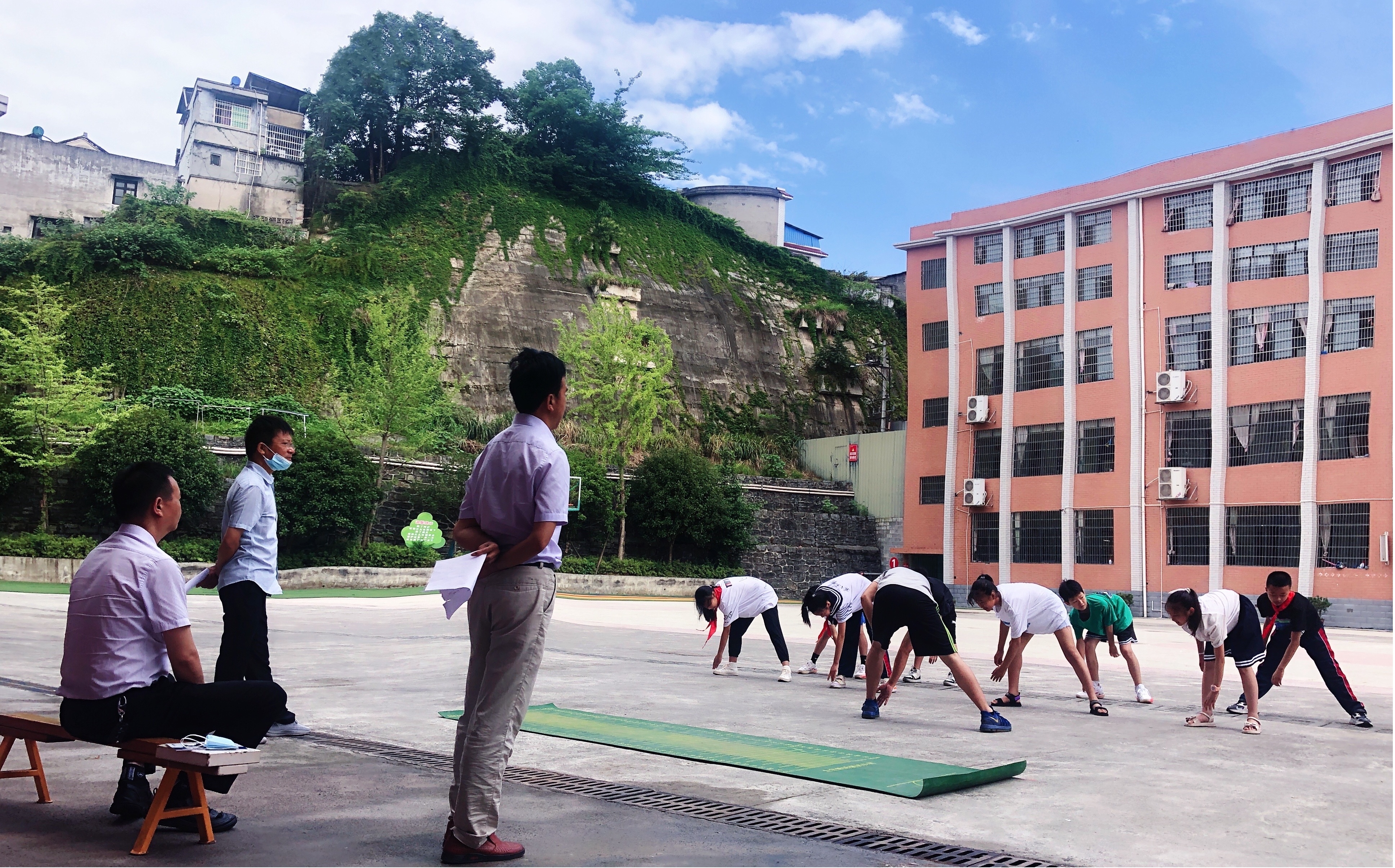 箭道坪小学凤凰路校区：落实“双减”促提升(图3)